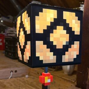 Minecraft Glowstone Table Lamp
